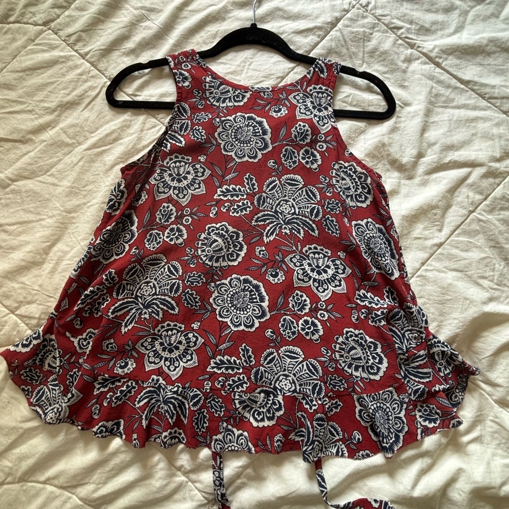 Madewell Red and White Floral Sleeveless Blouse